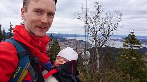 På toppen! Kallar du dette ein topp, Pappa?