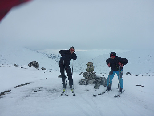 Første peakbook-bestigning av Grønntjønnhøi. Denne ryk rett inn på Boven si kremtoppliste. Nørdstedalen bak.