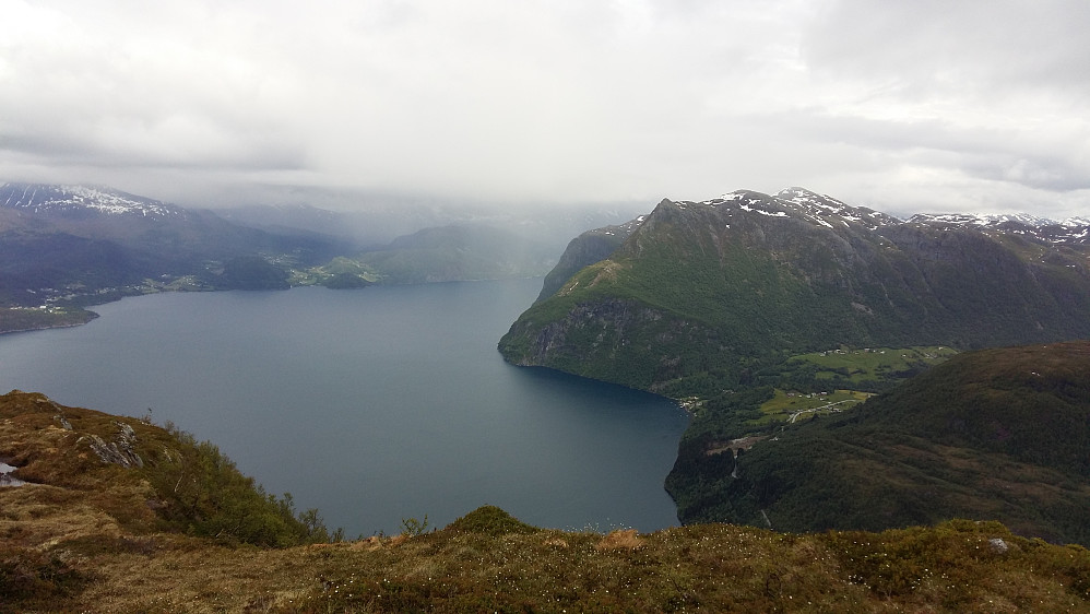 Ifrå Søvikhornet 706 moh