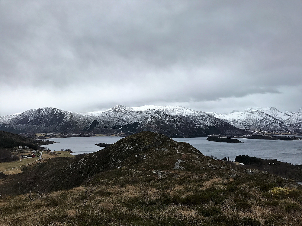 Ifrå Røyrafjellet 