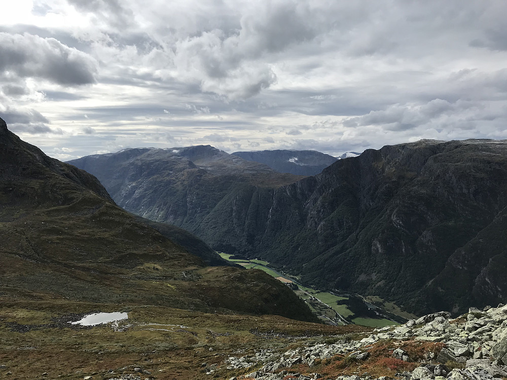Mot Votedalen, Daurmål 1445 og Blåfjellet 1318 