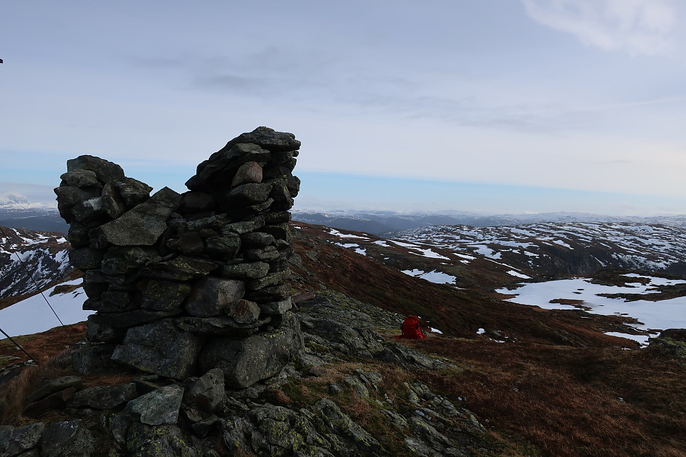 Ifrå Ramsgrønova 590 moh Naturkreftene har laga hjertevarden til meg...