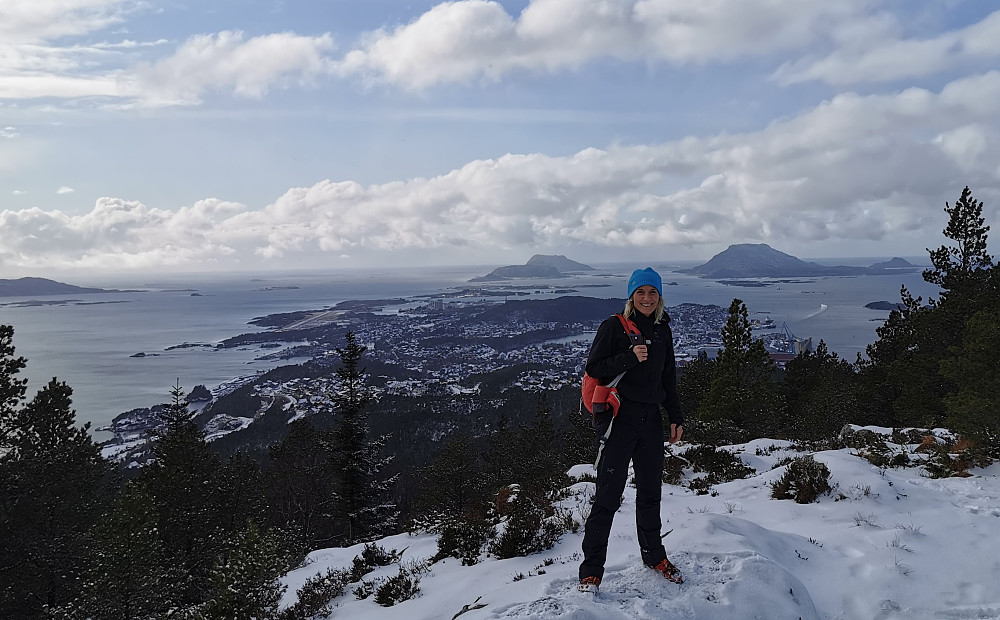 Dagens topp av Solheimsfjellet med utsikt over Flora og øyane rundt!