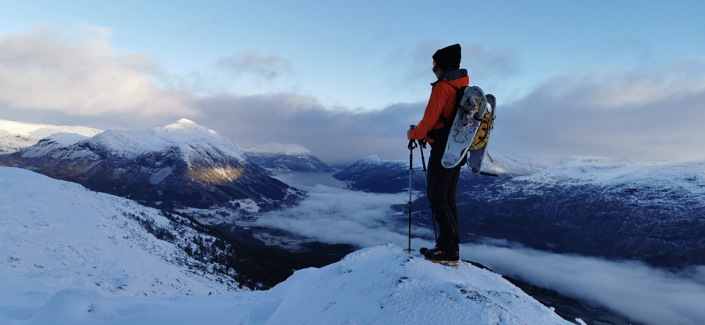 Mot Tindefjellet og Vassenden