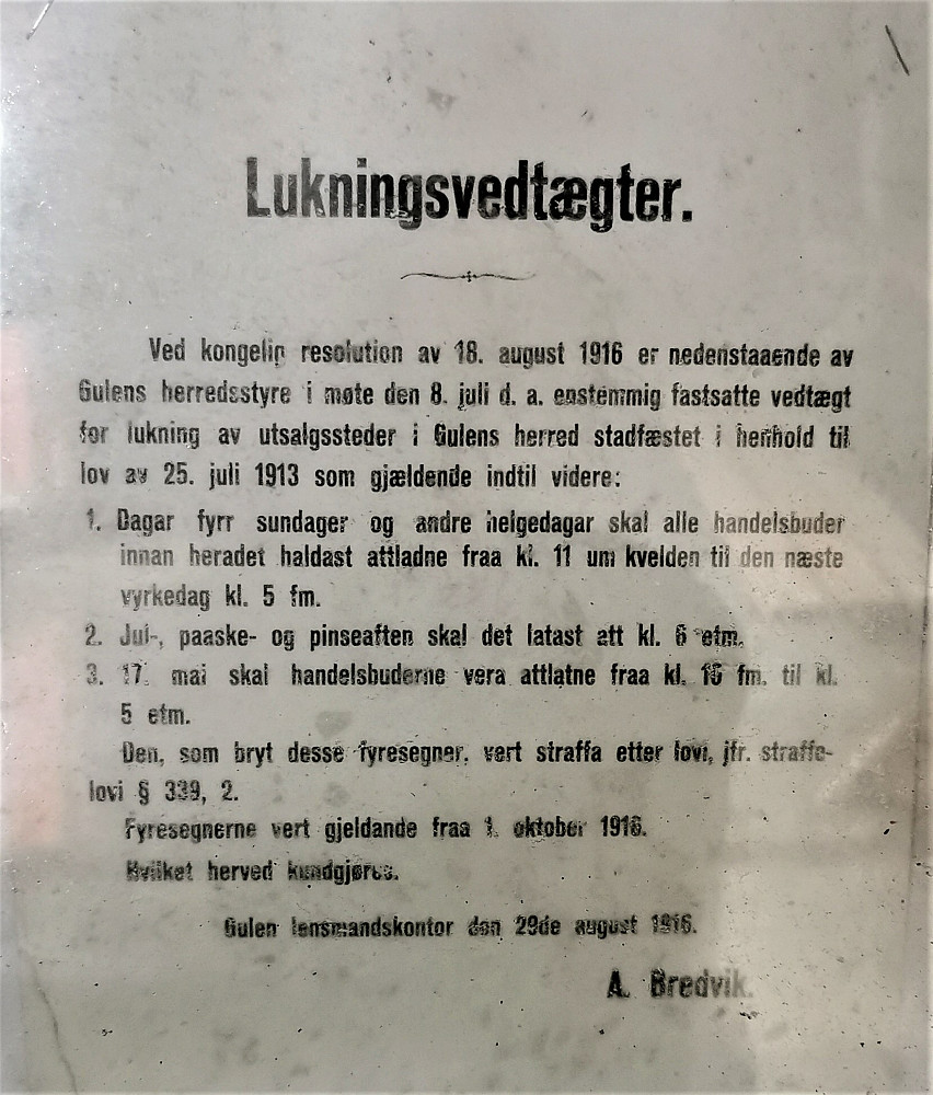 Gamle vedtekter ifrå den gamle handelstanden i Eivindvik