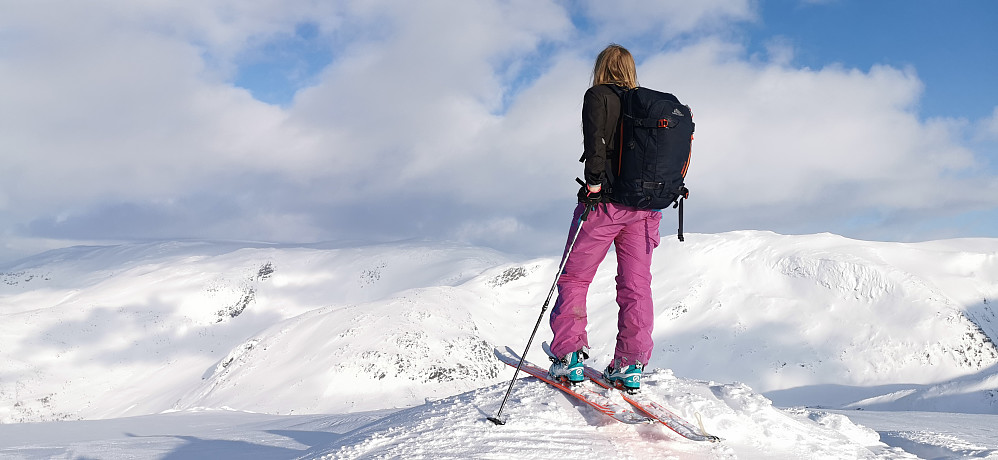 Ifrå toppen av Olahansfjellet med flott skue til Grovabreen 