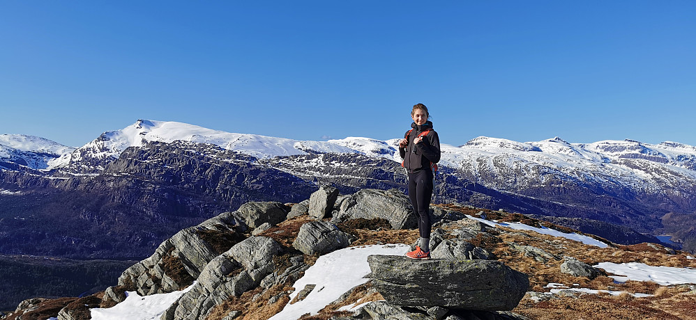 Ifrå toppen av Hatlesetnipa 