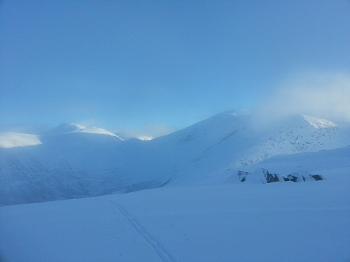 Frå Sanddalsfjellet 1193 moh mot Kvitefjellet 1428 m