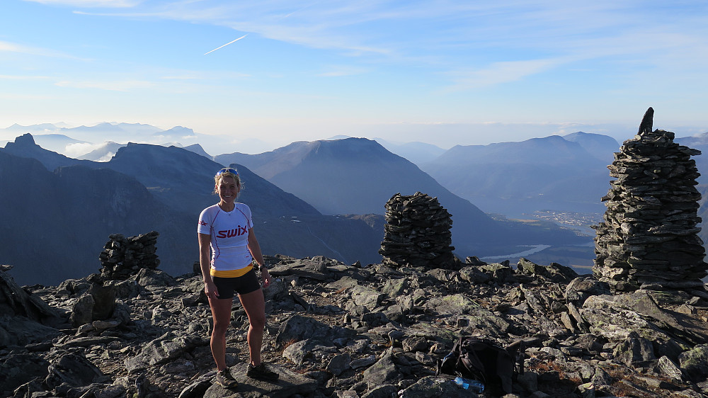 Vindstille ettermiddag på Romsdalshorn
