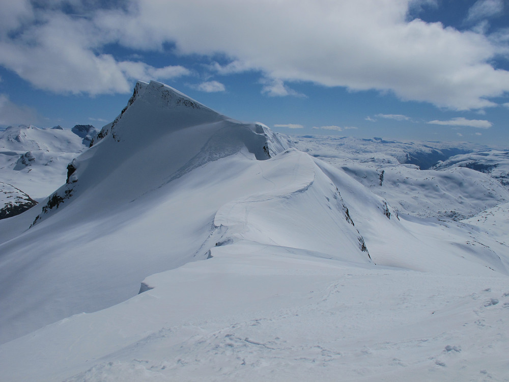 Hærleg dag og Nydelege fjell Gravdalstinden 2113 moh