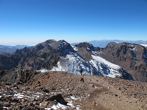Frå Jebel Toubkal 4167 moh  Ser nesten ut som den Norske fjellheimen :)