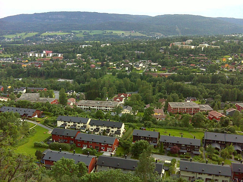 Hanging over Løkenhavna