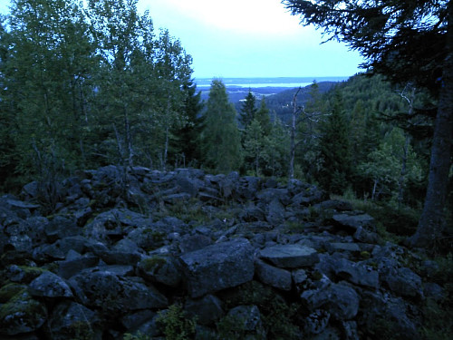 Gravrøys med utsikt