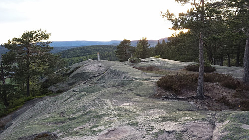 Vardåsen mer svaberg