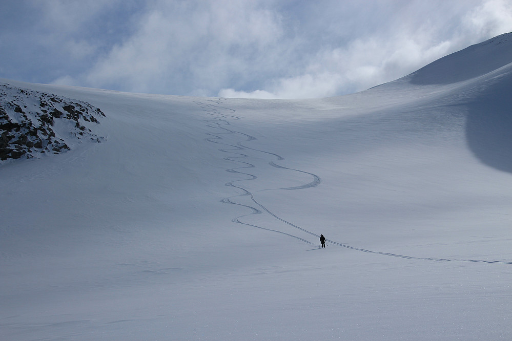Valgets vanskelege kvalar.
Turistruta alle køyrar ned eller alternativ rute?
