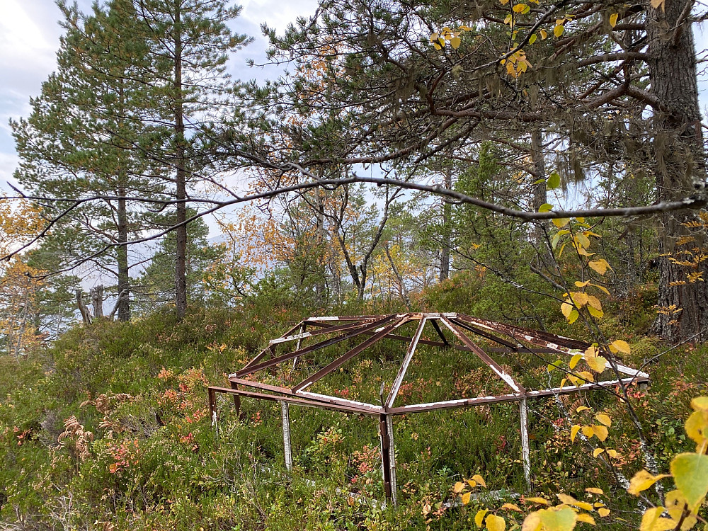 Sikteskiva på Hovdekollen er vel enno ikkje registrert?