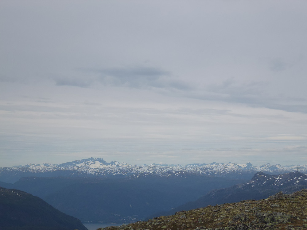 Utsikt over Sognefjellet med bla. Horrungane