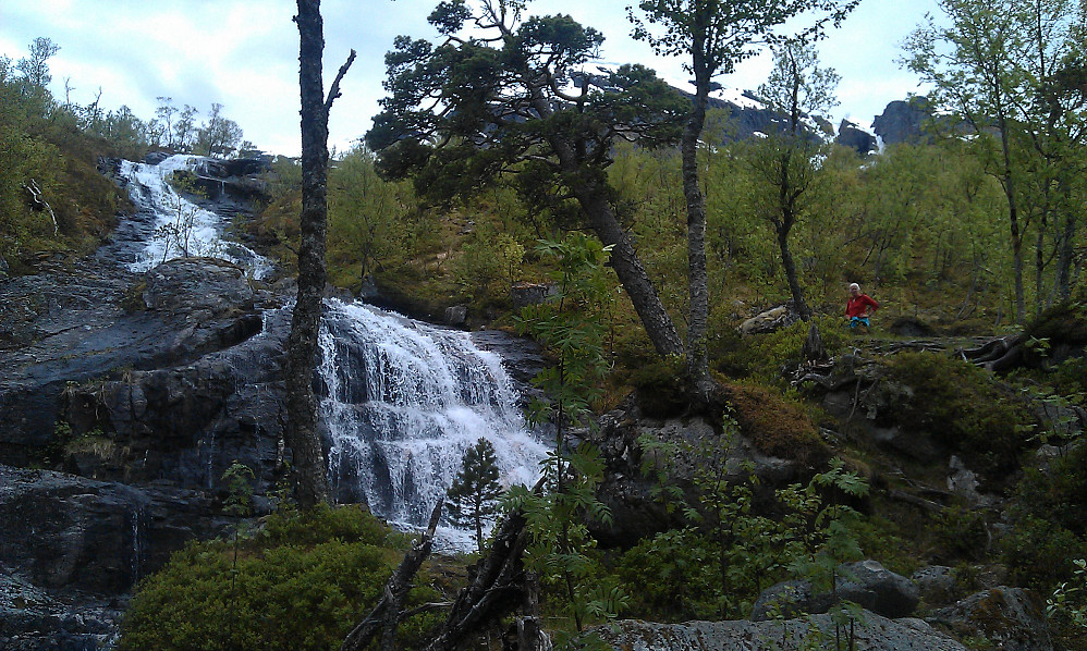 Idyllisk på vei til Trollvatn