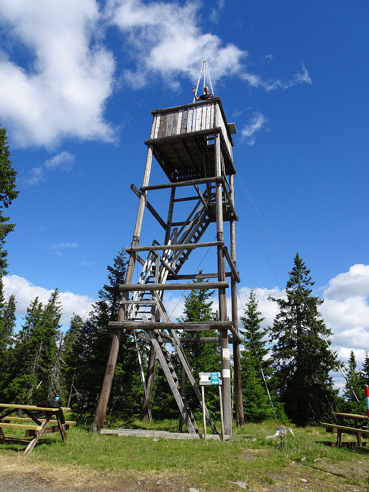 Tårnet på toppen av Lauvhøgda