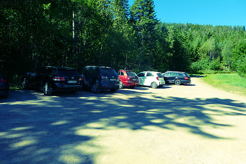 Mariås parkering. 
