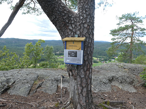 Postkasse på utsiktspunktet før toppunktet.