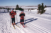 Pøblene på bildet var ikke med på denne turen, men koste seg på Sjusjøfjellet påsken 2005.