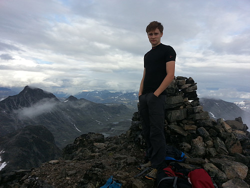 Amund på Mjølkedalstind