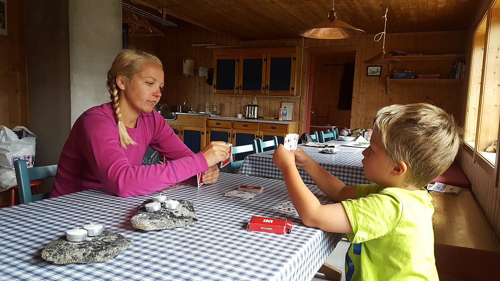 Kortspilling utover kvelden