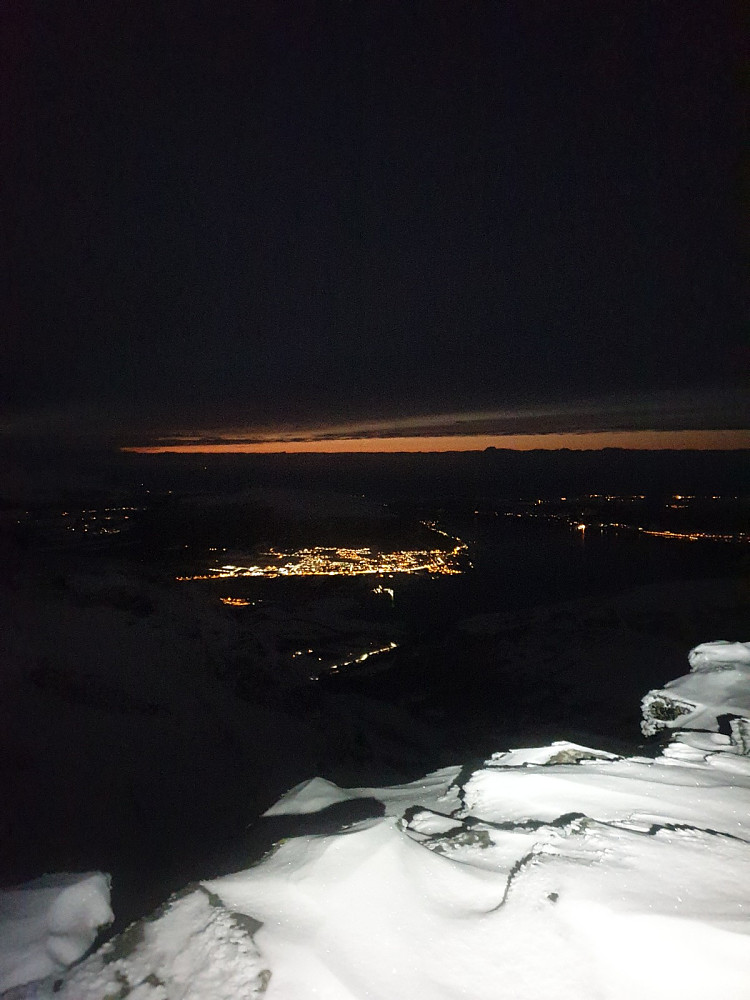 Eide by night