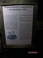 Men man er ikke på toppen før man finner denne plakaten.