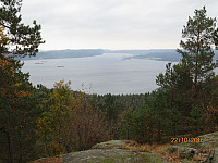 Flott utsikt ned på fjorden