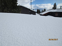 Topplaget på snøen var snøkuler etter haggelskur