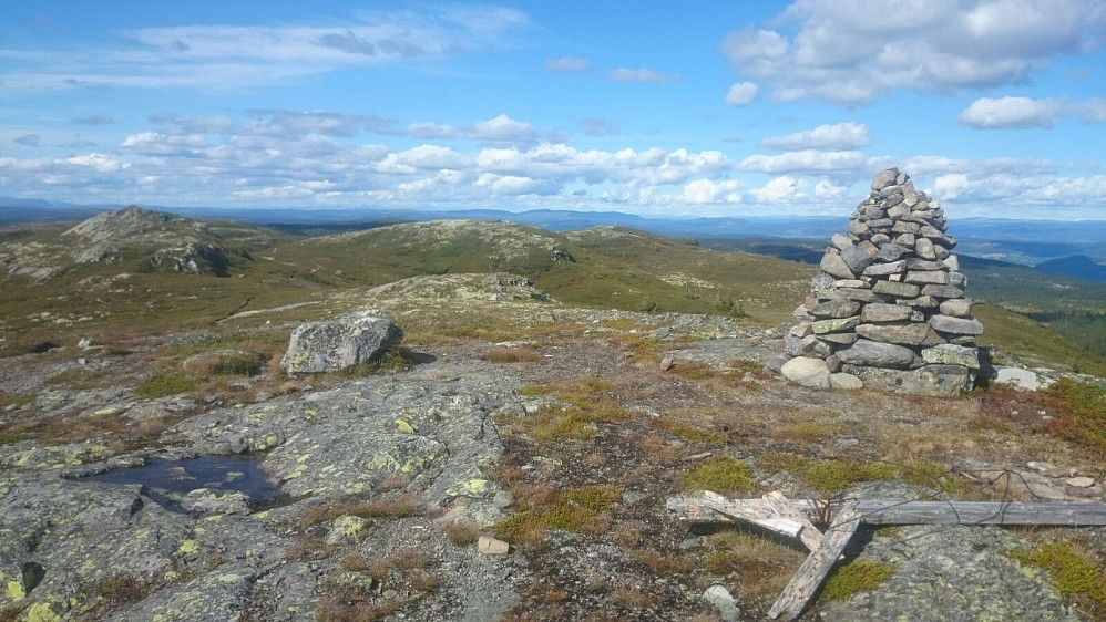 Toppen av Myssmørhelje og nordover