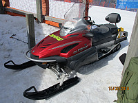 Også her hadde de YAMAHA RS Viking, som er den typen snø scootere vi har med fra Norge, med våre har vært gjennom en omfattende ombygning