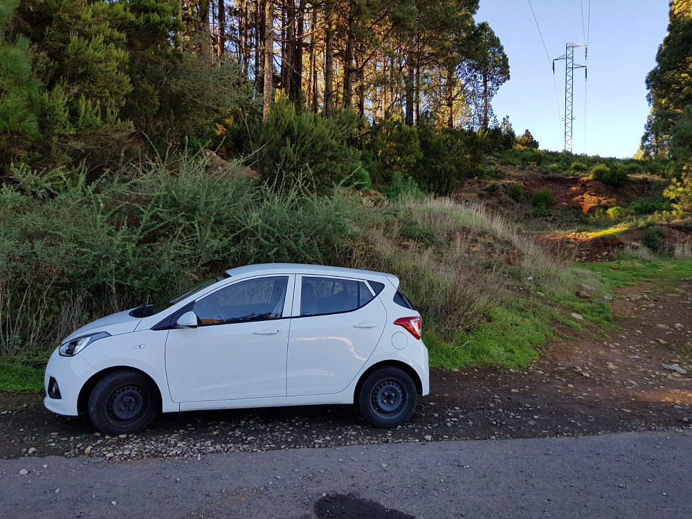 Jeg parkerte i skyggen der jeg mente det var fornuftig å starte turen