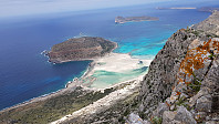 Ned mot stranden ved Balto, hvor GO hadde gått. Det var masse turister der nede og kun 1 kilometer med fin sti å gå ned fra enden av veien.