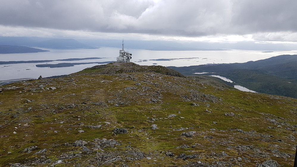 Fra toppen og ned mot Molde