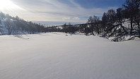 På returen krysset jeg Blankgrytdalen litt høyere opp og kunne gå på litt fastere snø opp andre siden