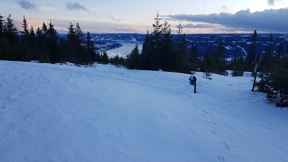 Ikke spor etter så mange på toppen i dag