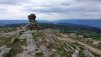 Varden på toppen av Trabelifjellet