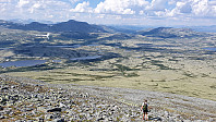 Vi så at vi kunne kutte ned på returen ved å gå av stien og gå ned fjellsiden