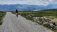 Også nedover ble det å ta det litt rolig pga løs grus i veien