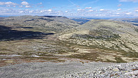Litt opp i fjellsiden på Elgspiggen og tilbake mot Gråhøgda. På toppen glemte jeg å ta bilde