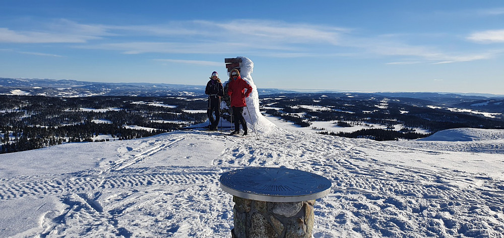 MMO og GO på toppen av Prestkjerringa