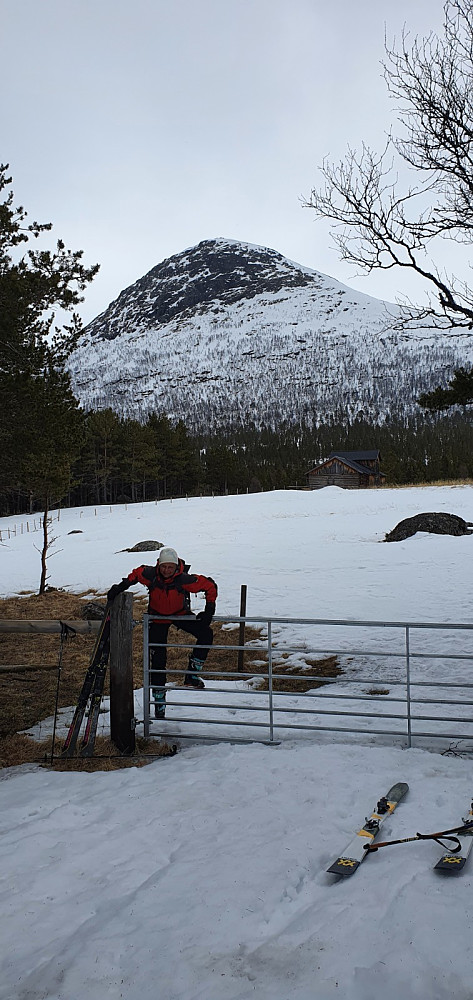 Tilbakeblikk opp mot Sjolikampen i det AS forserer siste hindring før vi er tilbake til bilene