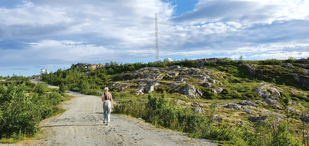 Fra bilen og bort til høyeste punkt var det bare en kort spasertur