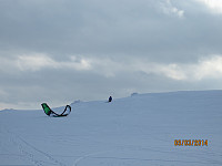 En kiter hadde klart å komme i le for vinden på Slåseterfjell