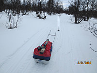 På tur inn med sekk og pulk lesset med Rando skiene :-)