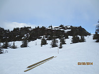 Skiene måtte av et stykke opp Gaustumseterfjellet nord