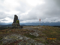 Stor varde på toppen av Rokkfjell